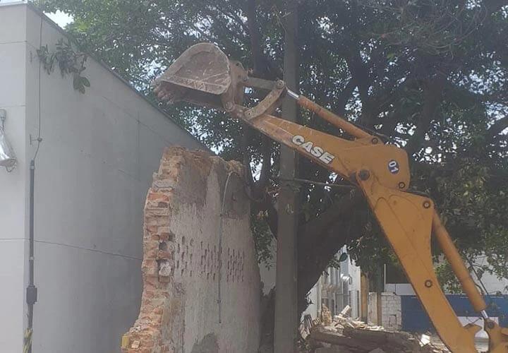 Demolição de alto risco no Rio de Janeiro