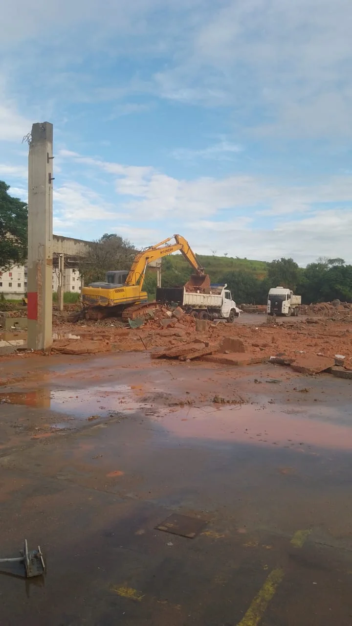 Demolição de concreto